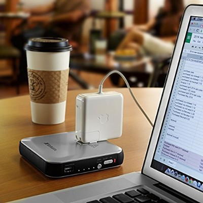 Verbatim 98608 AC/USB Portable Power Outlet 12 000mAh - Silver Verbatim 98608 AC/USB Portable Power Outlet 12 000mAh - Silver